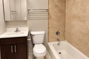 3610 N Pine Grove Ave, Chicago, IL 60613 - Photo 11