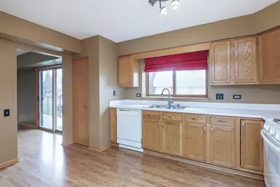 18100 Rita Road #1B, Tinley Park, IL 60477 - Photo 3