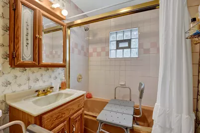 4829 W Hutchinson Street, Chicago, IL 60641 - Photo 13