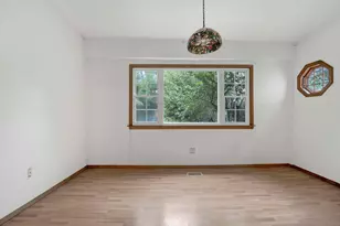 4829 W Hutchinson St, Chicago, IL 60641 - Photo 3