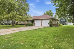 110 Naden Ct, Yorkville, IL 60560 - Photo 3