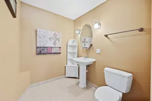 382 Maple Ln, Elk Grove Village, IL 60007 - Photo 15