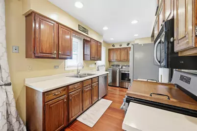382 Maple Lane, Elk Grove Village, IL 60007 - Photo 11