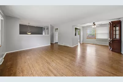 217 E Central Avenue, Lombard, IL 60148 - Photo 3