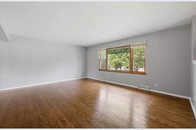 217 E Central Avenue, Lombard, IL 60148 - Photo 5