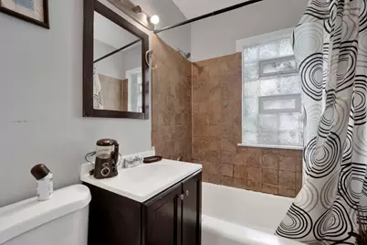 321 W 104th Street, Chicago, IL 60628 - Photo 9
