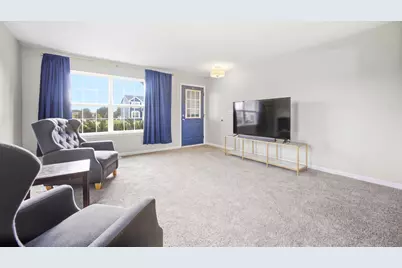 193 Bloomfield Drive, Woodstock, IL 60098 - Photo 5