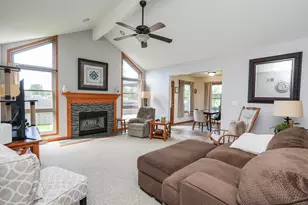 921 Beauchamp Ave, Manteno, IL 60950 - Photo 3
