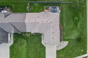 921 Beauchamp Ave, Manteno, IL 60950 - Photo 31