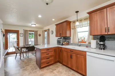 921 Beauchamp Avenue, Manteno, IL 60950 - Photo 13