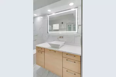 2 E Erie Street #3005, Chicago, IL 60611 - Photo 65