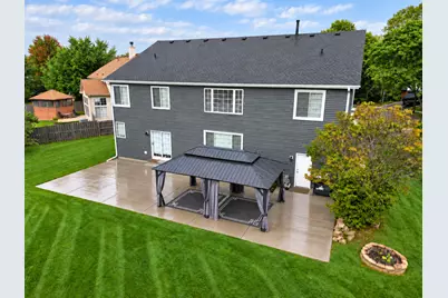 408 Pinehurst Court, Gurnee, IL 60031 - Photo 47