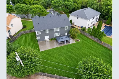 408 Pinehurst Court, Gurnee, IL 60031 - Photo 49
