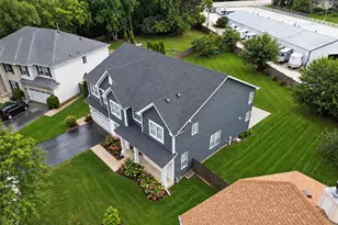 408 Pinehurst Ct, Gurnee, IL 60031 - Photo 51