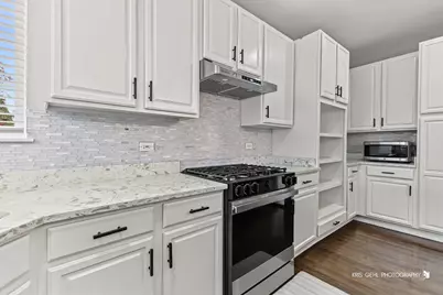408 Pinehurst Court, Gurnee, IL 60031 - Photo 15