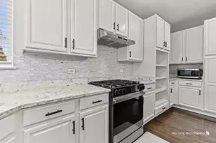 408 Pinehurst Ct, Gurnee, IL 60031 - Photo 15