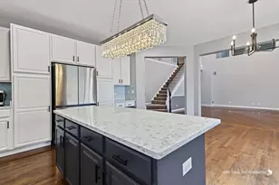 408 Pinehurst Ct, Gurnee, IL 60031 - Photo 17