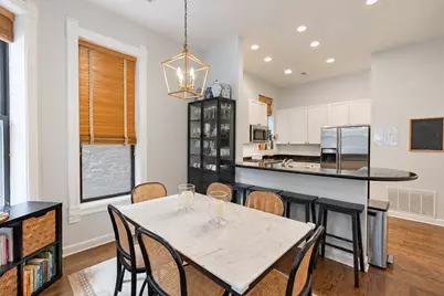926 W Barry Avenue #2, Chicago, IL 60657 - Photo 5