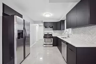 9340 S University Ave, Chicago, IL 60619 - Photo 7