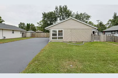 3 Walnut Street, Carpentersville, IL 60110 - Photo 21