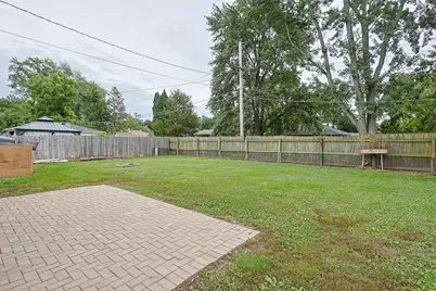 3 Walnut Street, Carpentersville, IL 60110 - Photo 17