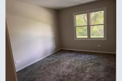 5312 W Lake Shore Drive W, Oakwood Hills, IL 60013 - Photo 13