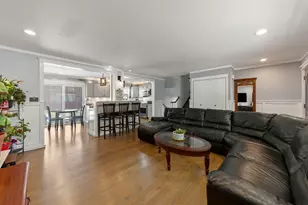 639 N Indiana St, Elmhurst, IL 60126 - Photo 7