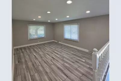 10301 Minnick Avenue, Oak Lawn, IL 60453 - Photo 15