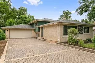 6833 W 127th St, Palos Heights, IL 60463 - Photo 1