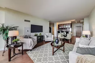 1841 S Calumet Ave, Chicago, IL 60616 - Photo 11