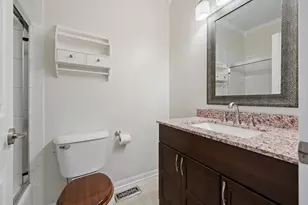 1450 W Erie St, Chicago, IL 60642 - Photo 19