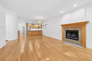 1450 W Erie St, Chicago, IL 60642 - Photo 3