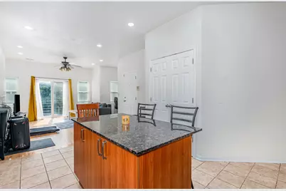 4850 S Champlain Avenue #2N, Chicago, IL 60615 - Photo 7