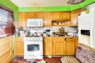 1301 E 75th St, Chicago, IL 60619 - Photo 7