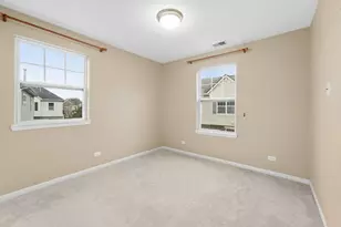 400 Concord Ct, Morton Grove, IL 60053 - Photo 17