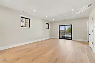 3116 N Western Ave, Chicago, IL 60618 - Photo 15