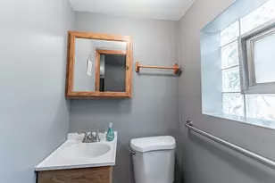 12256 S Harvard Ave, Chicago, IL 60628 - Photo 25