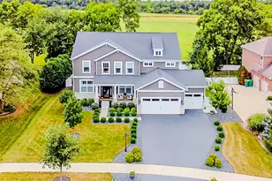 24713 Sleepy Hollow Ln, Plainfield, IL 60586 - Photo 3