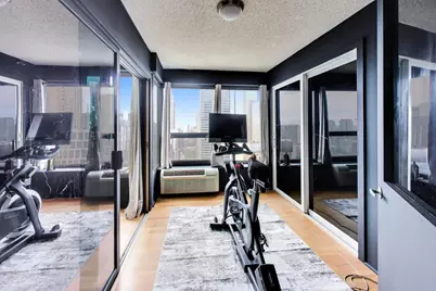 30 E Huron Street #4007, Chicago, IL 60611 - Photo 15