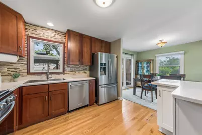 1501 E Elm Street, Wheaton, IL 60189 - Photo 5