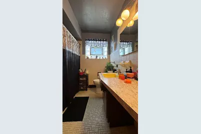 1246 S 61st Avenue, Cicero, IL 60804 - Photo 11
