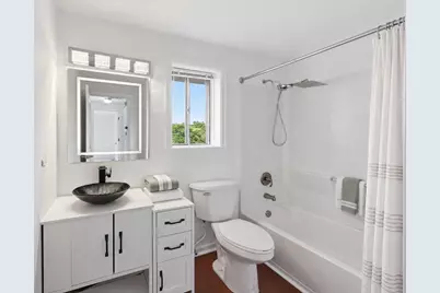 18 Eastham Court #18, Schaumburg, IL 60193 - Photo 11