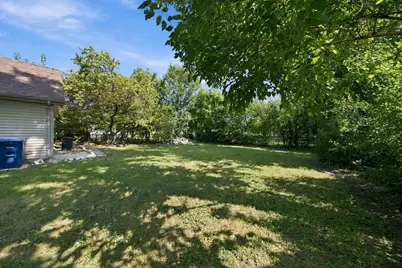 2115 Halsey Drive, Des Plaines, IL 60018 - Photo 19