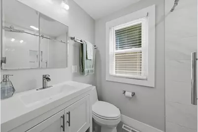 2115 Halsey Drive, Des Plaines, IL 60018 - Photo 13