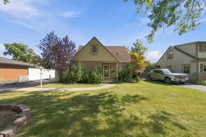 2115 Halsey Drive, Des Plaines, IL 60018 - Photo 3