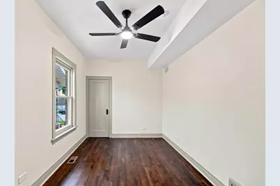 5941 W Waveland Avenue, Chicago, IL 60634 - Photo 9