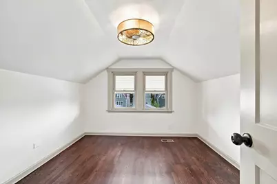 5941 W Waveland Avenue, Chicago, IL 60634 - Photo 17