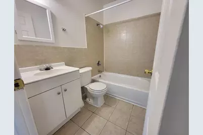 205 Marian Parkway #2A, Crystal Lake, IL 60014 - Photo 9