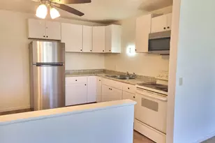 205 Marian Pkwy, Crystal Lake, IL 60014 - Photo 5