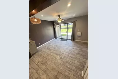 56 Vail Colony #6, Fox Lake, IL 60020 - Photo 5